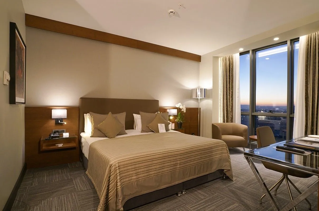 Hotel view 7