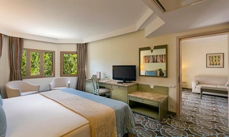 Hotel view 100