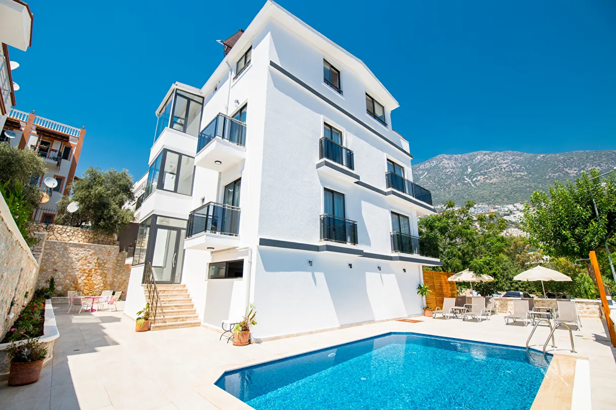 Kaya Apartments