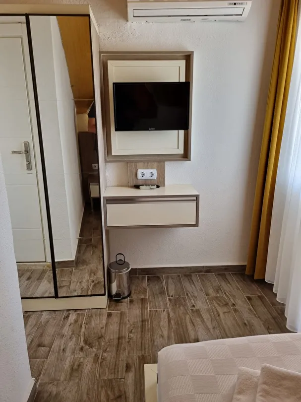 Hotel view 86