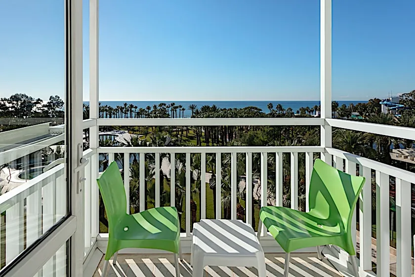 Hotel view 80