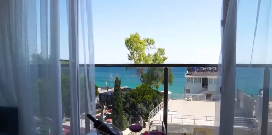 Hotel view 6