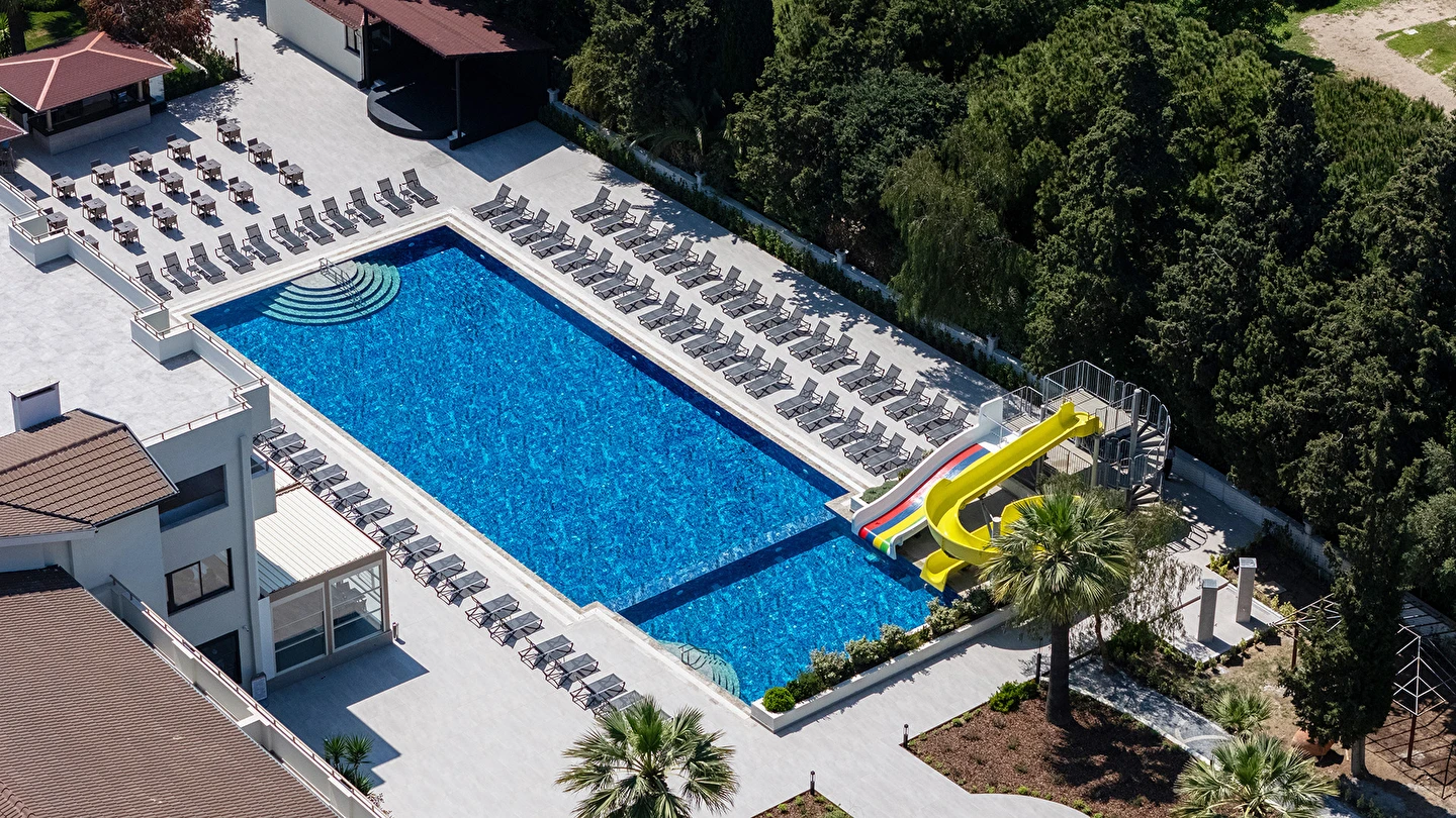 Hotel view 4