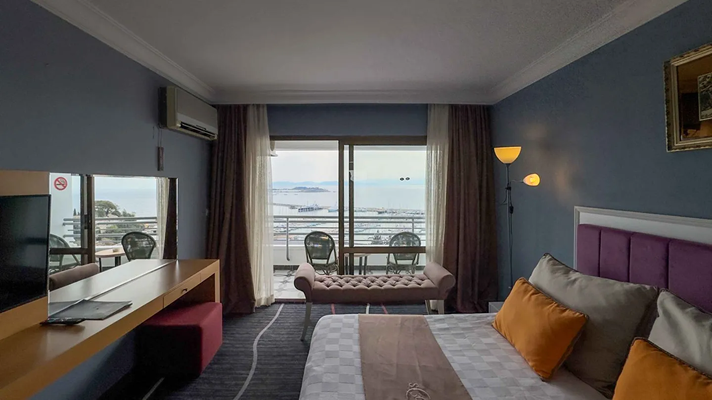 Hotel view 6