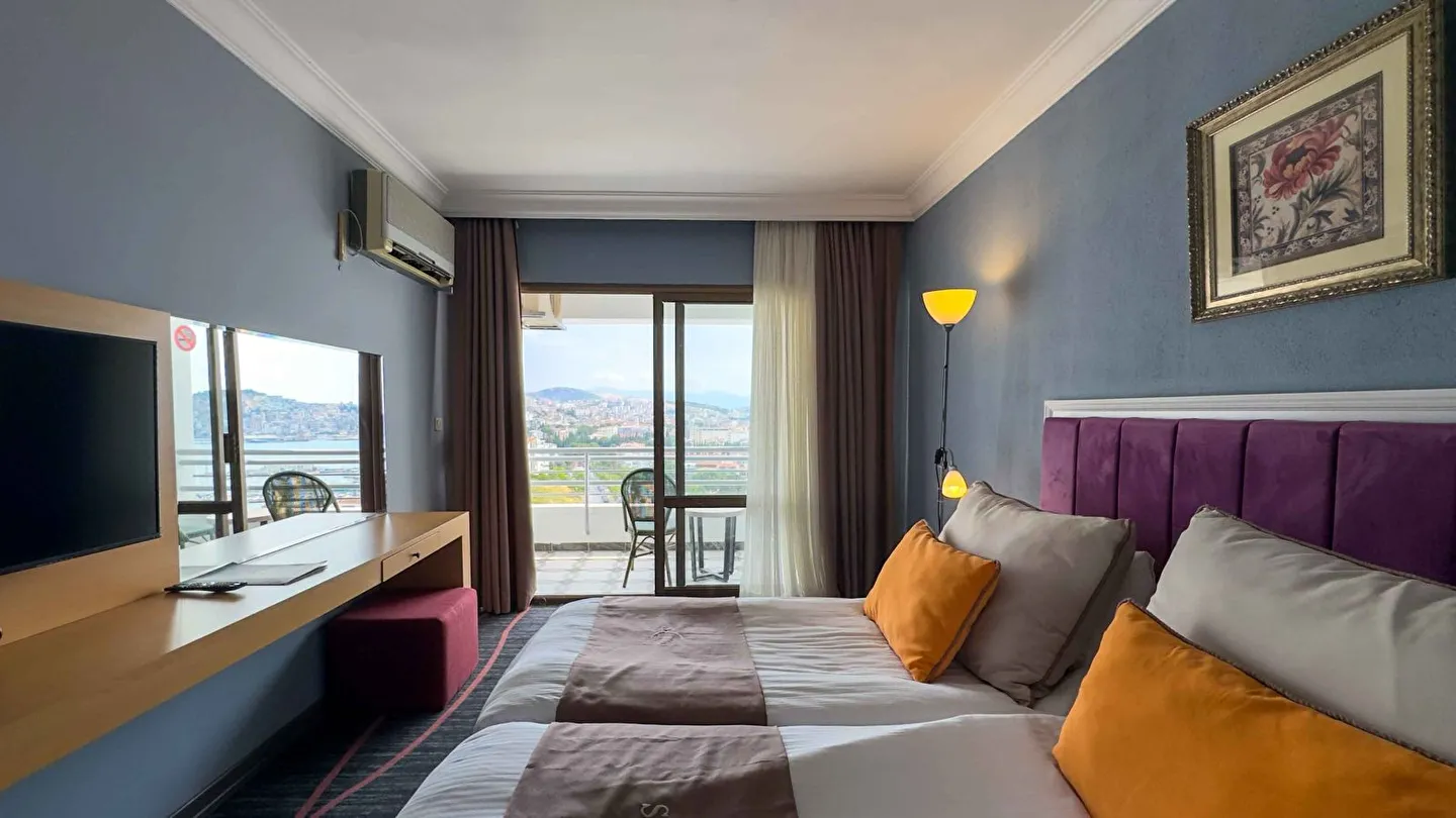 Hotel view 10
