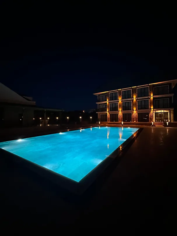 Grape Hotel