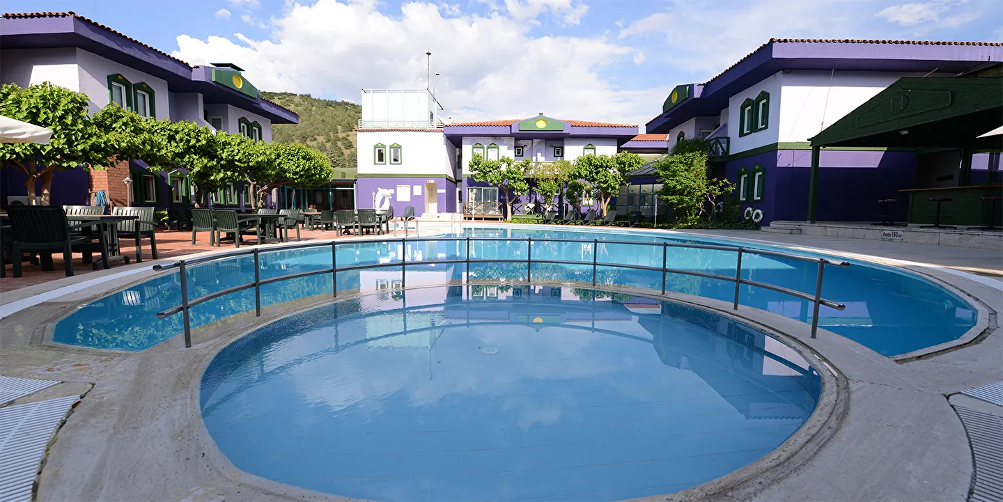 Hotel view 7