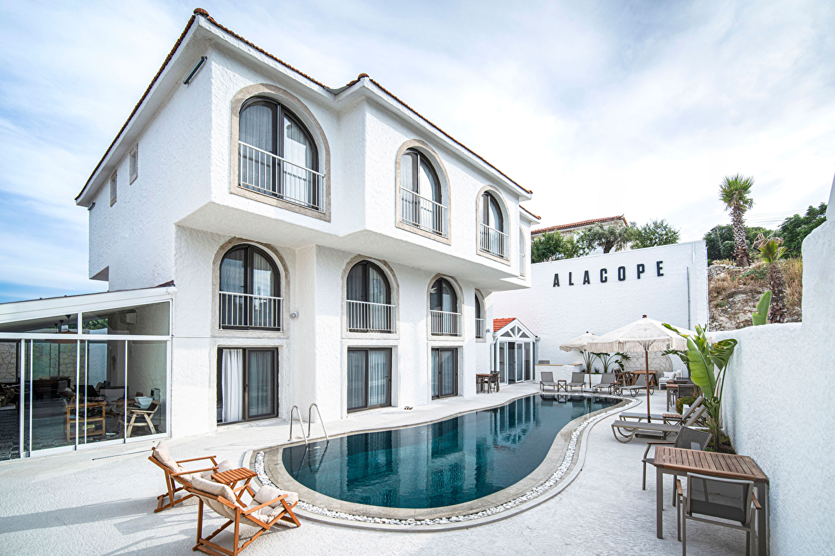 Alacope Alaçatı +12