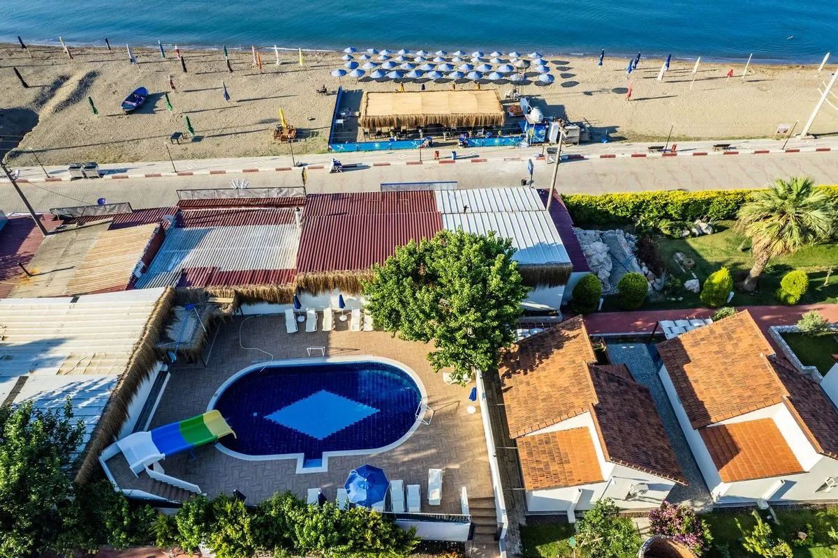 Hotel view 10