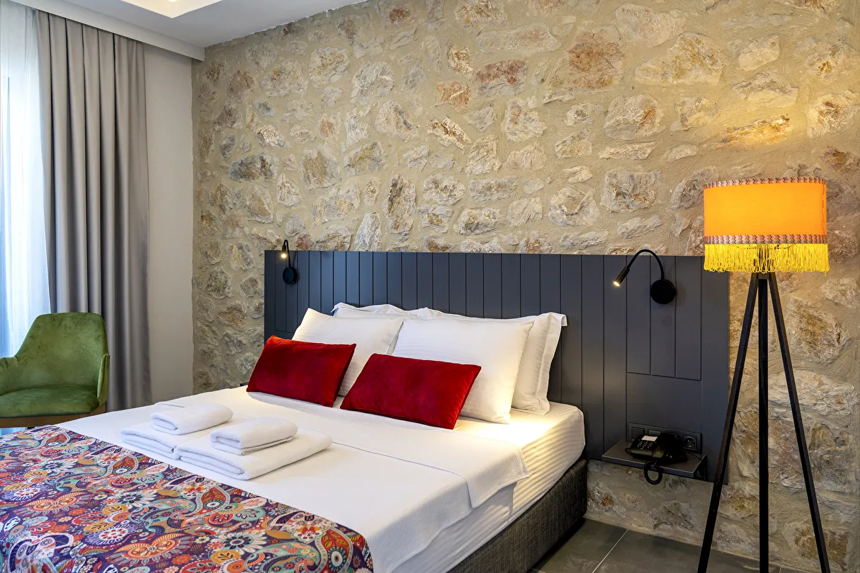Dadya Bora Hotel