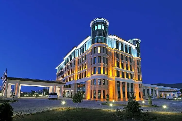 DoubleTree by Hilton Van