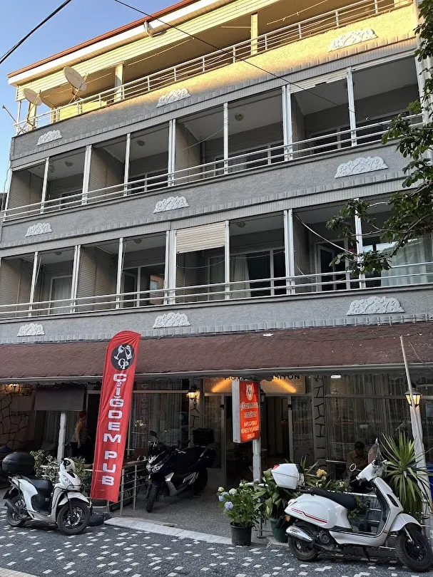 Çiğdem Motel Pansiyon & Pub