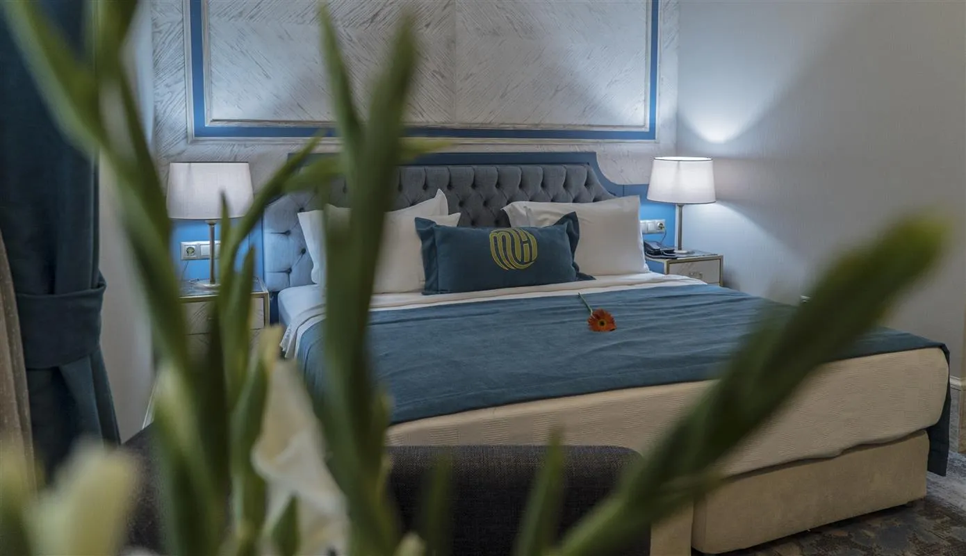 Mirart Hotel & Spa